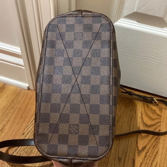 Louis Vuitton Siena PM Bag - Picture 9 of 12